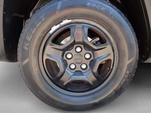 Used 2016 Jeep Renegade Sport w/ Power & Air Group AWD/4WD image 7
