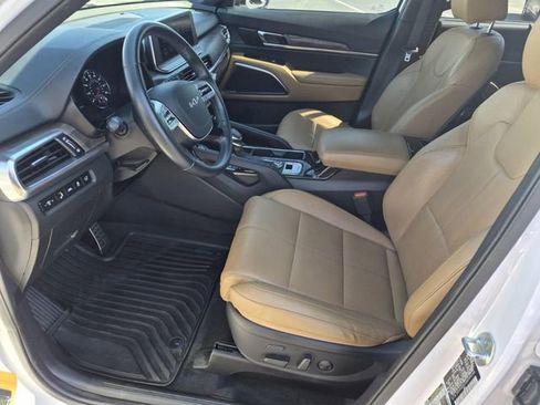 Used 2022 Kia Telluride SX w/ Towing Package image 20