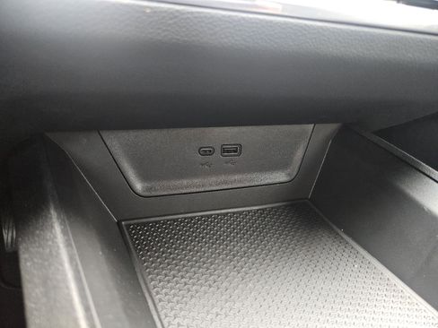 New 2026 Chevrolet Equinox LT w/ Midnight Edition FWD image 24