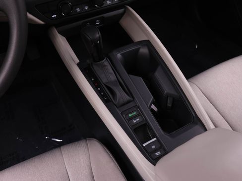 Certified 2024 Honda Accord EX image 12