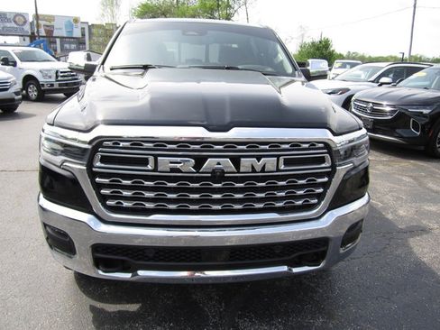 Used 2025 RAM 1500 Limited AWD/4WD image 38