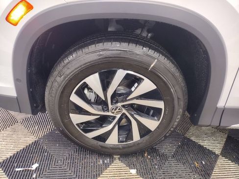 New 2026 Volkswagen Tiguan S AWD/4WD image 5