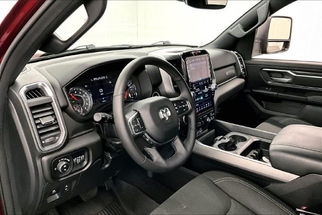 Used 2025 RAM 1500 Big Horn AWD/4WD image 16