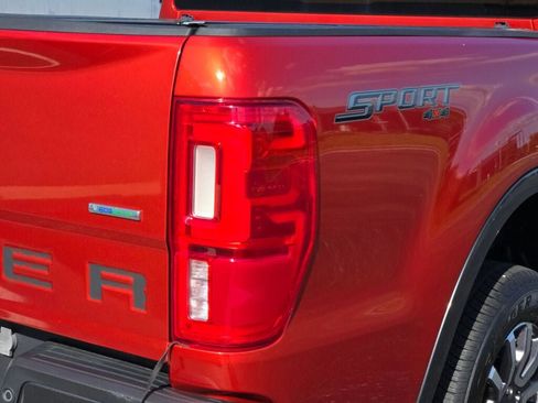 Used 2019 Ford Ranger XLT w/ Equipment Group 302A Luxury AWD/4WD image 8