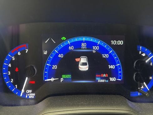 Used 2022 Toyota Corolla LE FWD image 13
