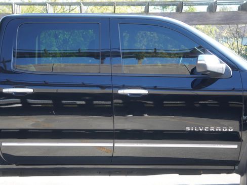 Used 2014 Chevrolet Silverado 1500 LTZ Z71 w/ LTZ Plus Package AWD/4WD image 32