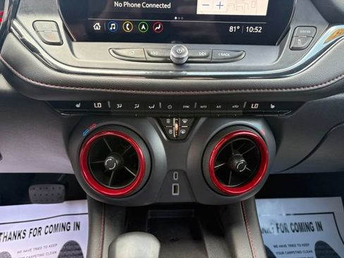 Used 2025 Chevrolet Blazer RS FWD image 18