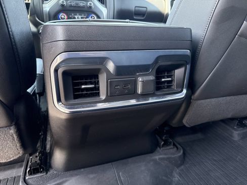 Used 2022 Chevrolet Silverado 1500 LTZ w/ Technology Package AWD/4WD image 25