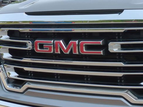 Used 2022 GMC Sierra 1500 SLT w/ SLT Premium Plus Package image 12
