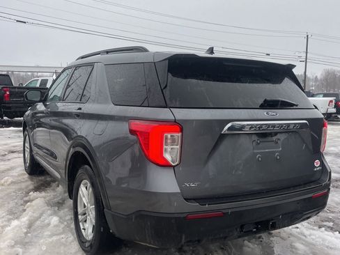 Used 2022 Ford Explorer XLT w/ Class IV Trailer Tow Package image 3