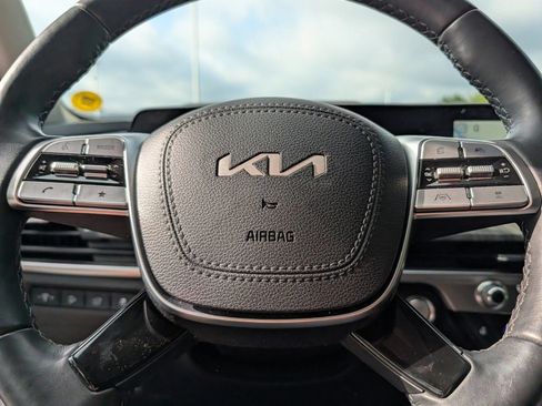 Used 2025 Kia Telluride EX AWD/4WD image 25