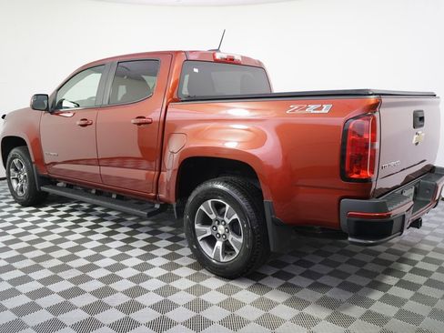 Used 2015 Chevrolet Colorado Z71 AWD/4WD image 3