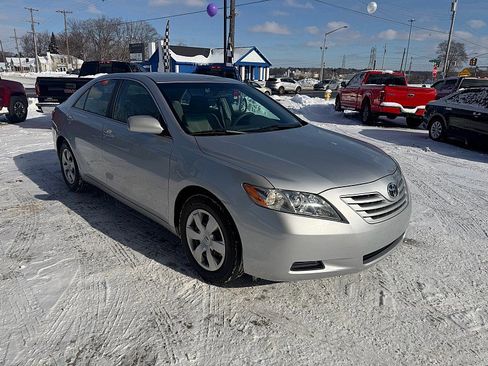 Used 2009 Toyota Camry 4d Sedan Auto image 6