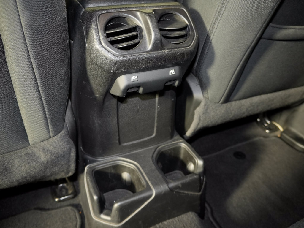 Used 2021 Jeep Wrangler Unlimited Sport AWD/4WD image 35
