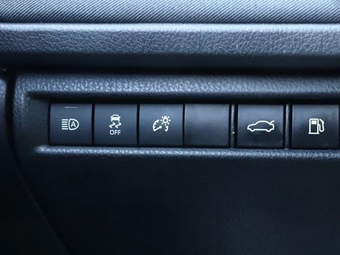 Used 2025 Toyota Camry LE FWD image 37