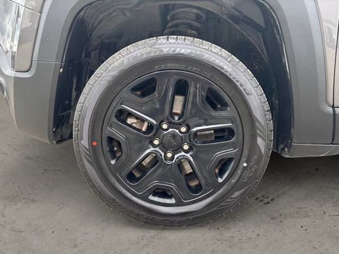 Used 2020 Jeep Renegade Sport AWD/4WD image 14