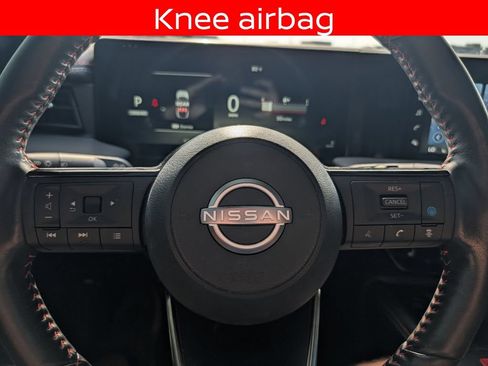 Used 2025 Nissan Kicks SR w/ SR Premium Package AWD/4WD image 30