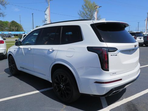 Certified 2024 Cadillac XT6 Sport w/ LPO, Onyx Lite Package AWD/4WD image 7