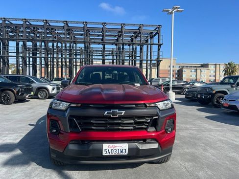 Used 2023 Chevrolet Colorado LT w/ LT Convenience Package II RWD image 2