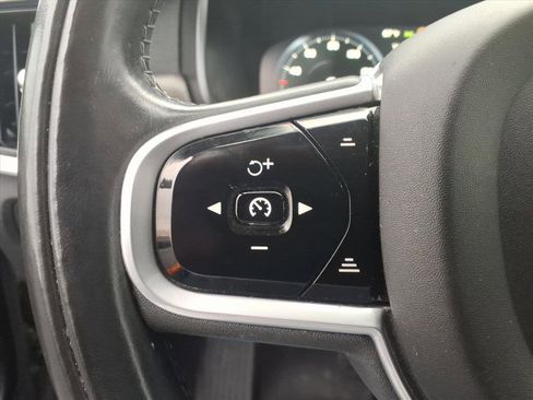 Used 2018 Volvo V90 T6 Cross Country w/ Convenience Package AWD/4WD image 20