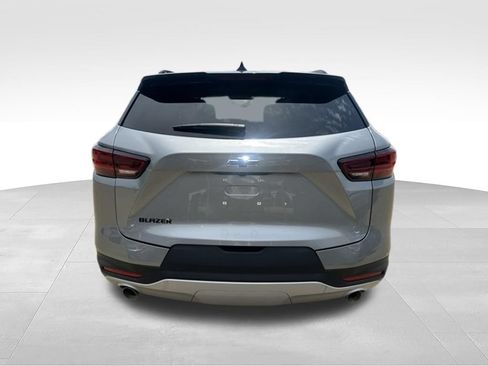 New 2026 Chevrolet Blazer LT w/ Convenience Package FWD image 4