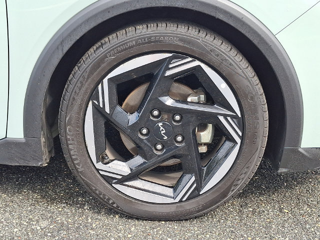 Certified 2025 Kia K4 GT-Line Turbo FWD image 8