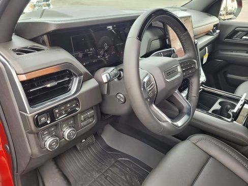 New 2026 GMC Yukon Denali w/ Denali Reserve Package AWD/4WD image 22