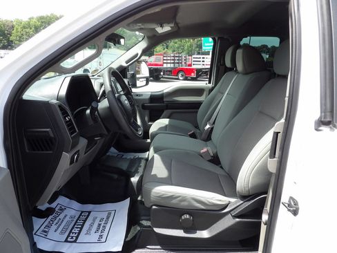 Used 2019 Ford F250 XL w/ Power Equipment Group RWD image 17