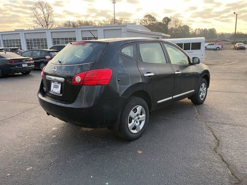 Used 2014 Nissan Rogue S image 4