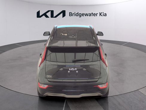 Used 2025 Kia Niro Wind w/ Wind Preserve Package FWD image 6