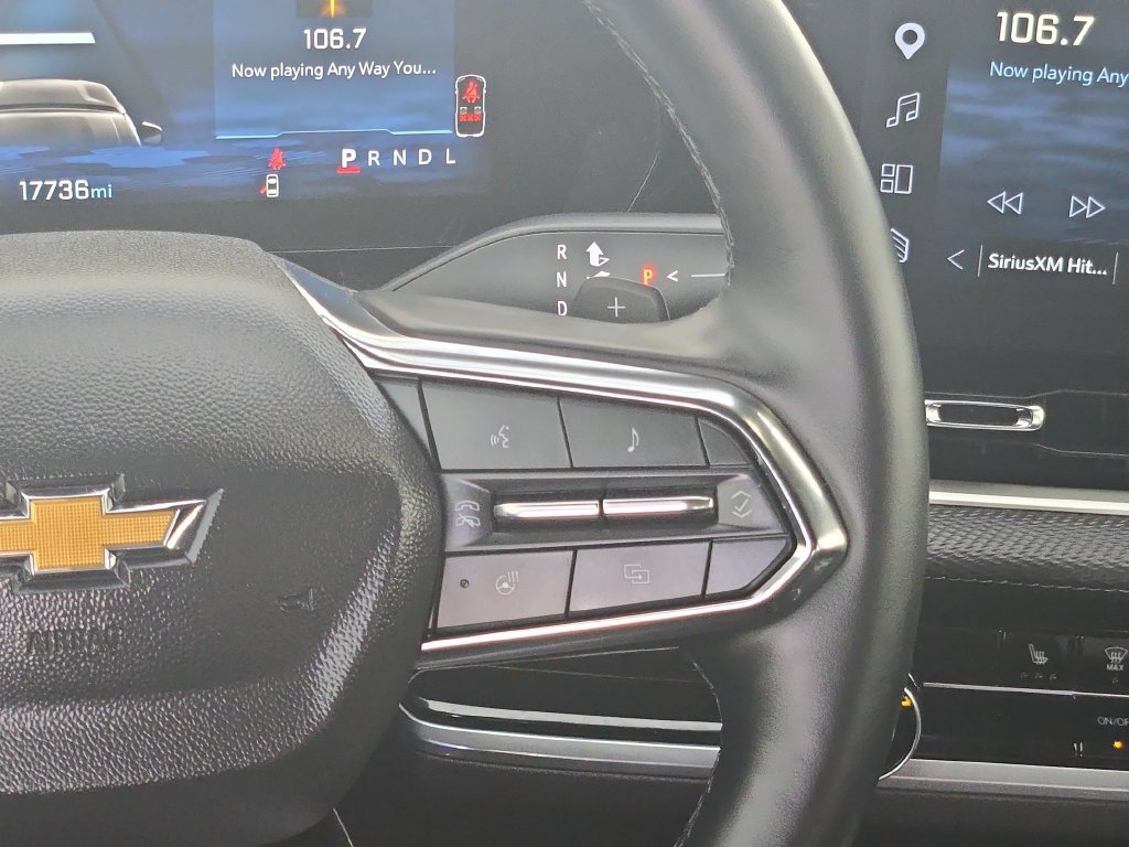 Used 2026 Chevrolet Equinox LT FWD image 24