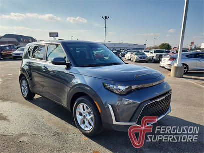 New 2025 Kia Soul LX w/ LX Technology Package