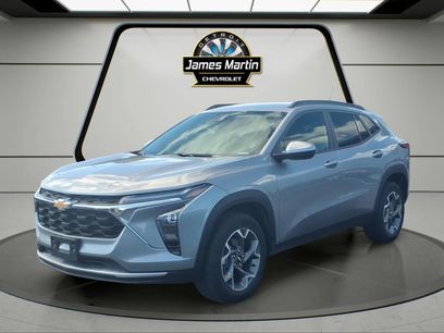Used 2025 Chevrolet Trax LT