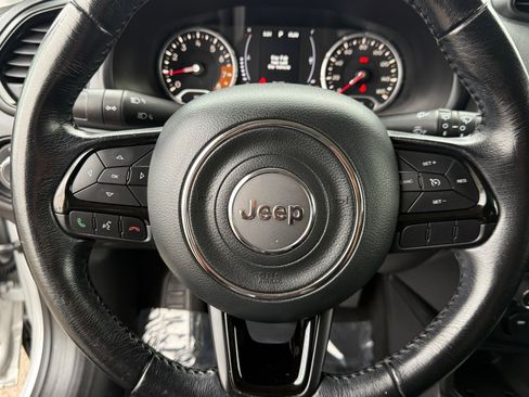 Used 2020 Jeep Renegade Altitude image 13