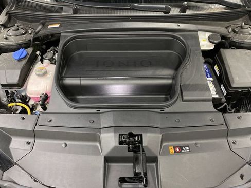 Used 2023 Hyundai Ioniq 6 SEL image 34