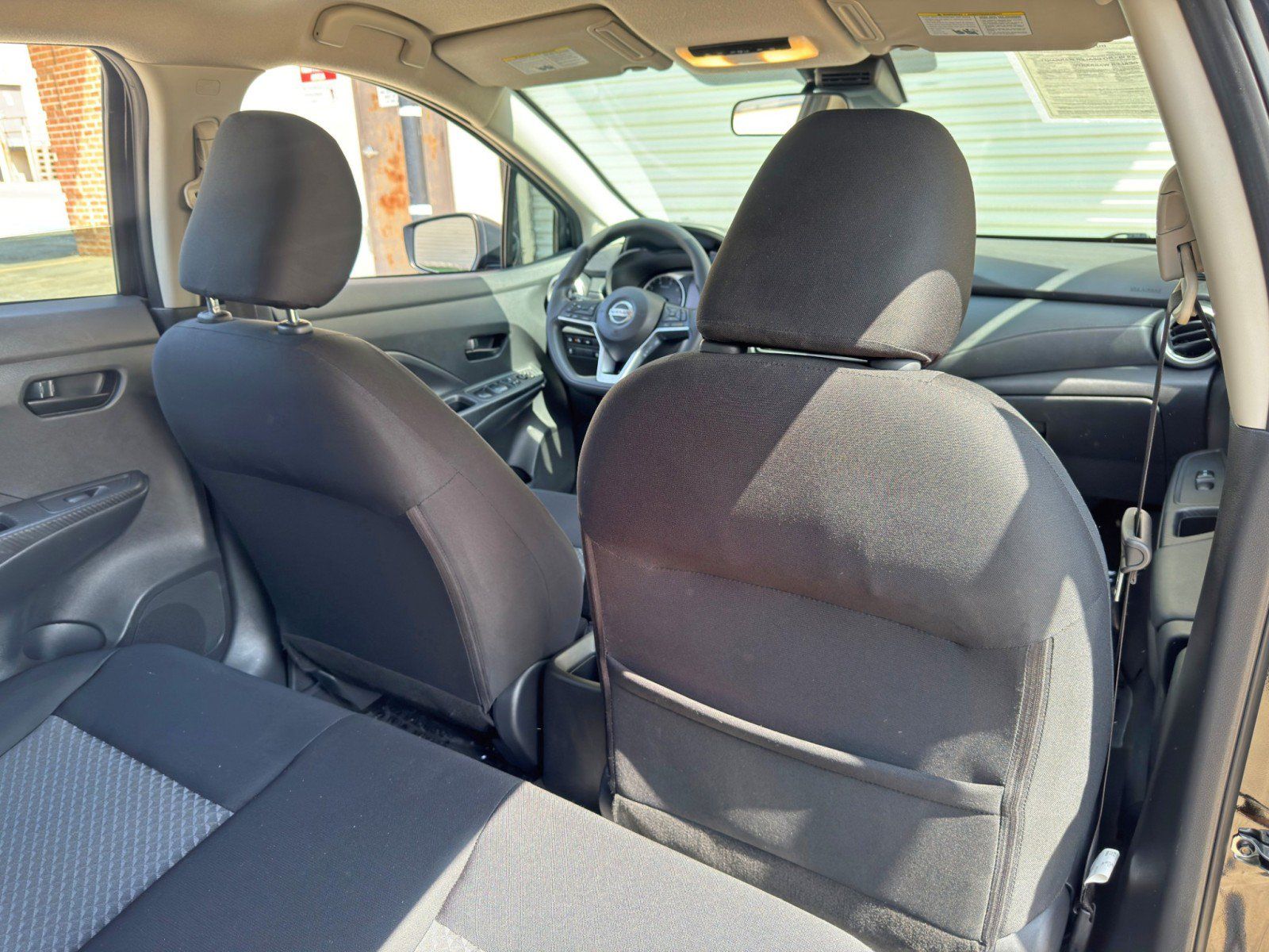 Used 2021 Nissan Versa S FWD image 30