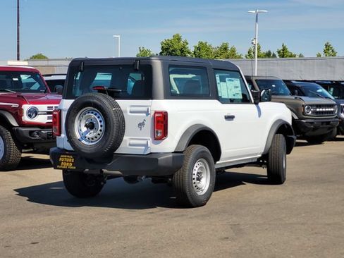 New 2026 Ford Bronco 2-Door AWD/4WD image 4