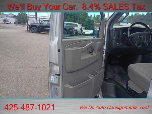 Used 2020 Chevrolet Express 3500 LS RWD image 6