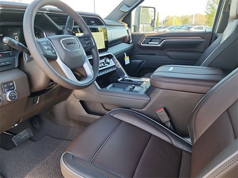 New 2026 GMC Sierra 2500 Denali w/ Denali Reserve Package image 17