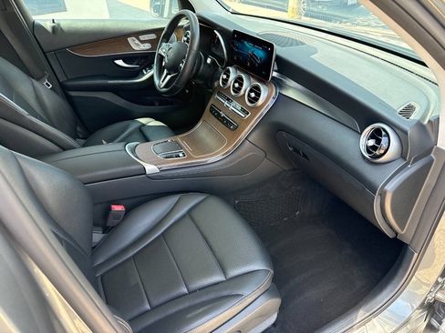 Used 2020 Mercedes-Benz GLC 300 image 29
