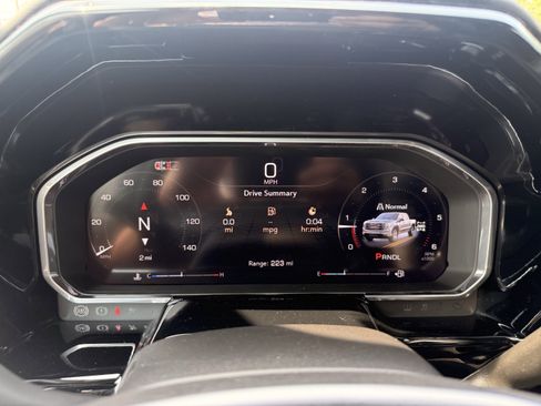 Used 2026 GMC Sierra 1500 Elevation image 15