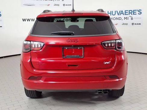 Used 2022 Jeep Compass Limited AWD/4WD image 5