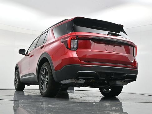 New 2026 Ford Explorer ST-Line w/ ST-Line Street Pack AWD/4WD image 46