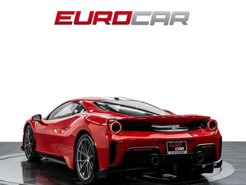 Used 2019 Ferrari 488 Pista Coupe RWD image 3