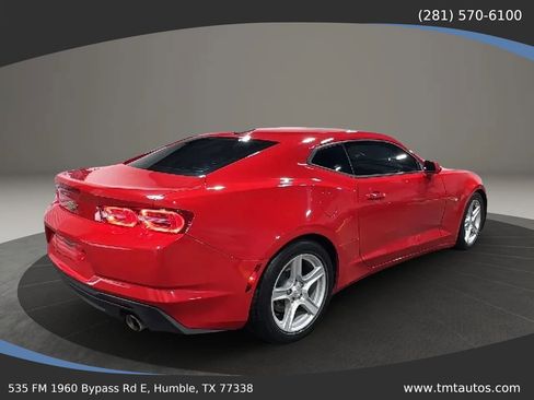 Used 2022 Chevrolet Camaro LT RWD image 6