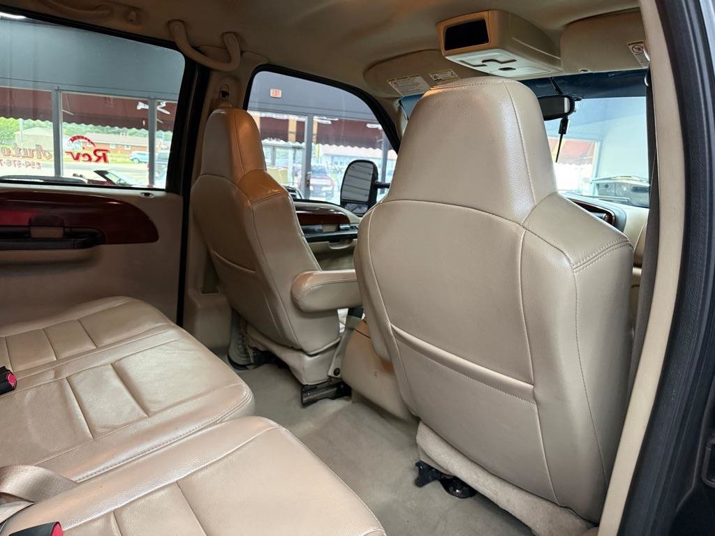Used 2005 Ford F250 XL AWD/4WD image 11