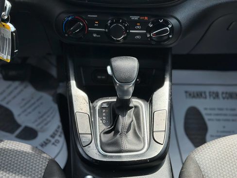 Used 2020 Kia Soul LX image 19