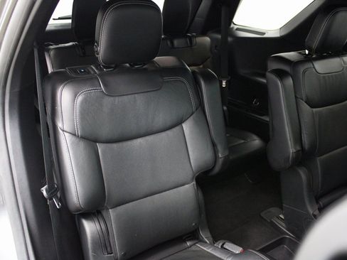 Used 2020 Ford Explorer ST w/ Premium Technology Package image 32