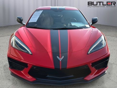Used 2022 Chevrolet Corvette Stingray Preferred Cpe w/ Z51 Performance Package RWD image 9