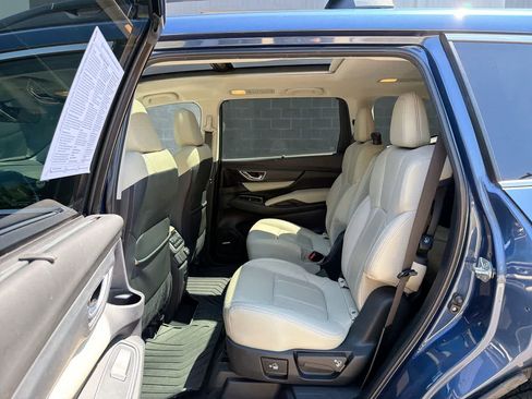 Used 2019 Subaru Ascent Limited AWD/4WD image 25